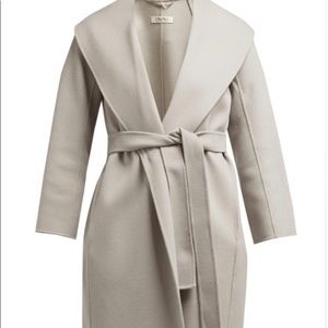 MAX MARA WOOL COAT WITH TAGS